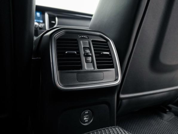 Porsche Macan I Рестайлинг с пробегом 2018 года, цена 3 450 000 рублей, 142262 км, внедорожник, Автокод Объявления
