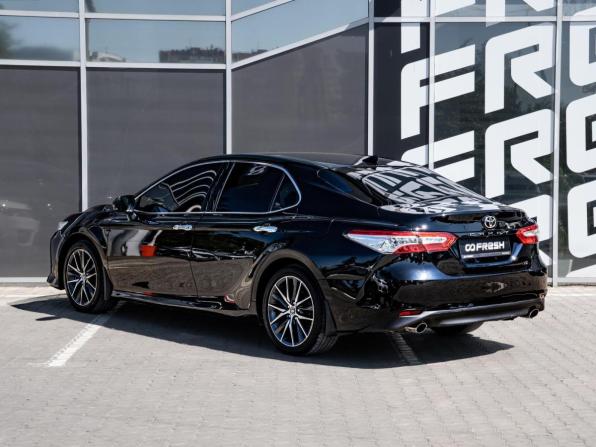 Toyota Camry VII (XV50) Рестайлинг 2 с пробегом 2018 года, цена 2 785 000 рублей, 169511 км, седан, Автокод Объявления