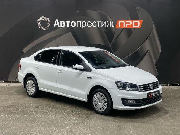 Volkswagen Polo V Рестайлинг с пробегом 2018 года, цена 795 000 рублей, 209865 км, седан, Автокод Объявления
