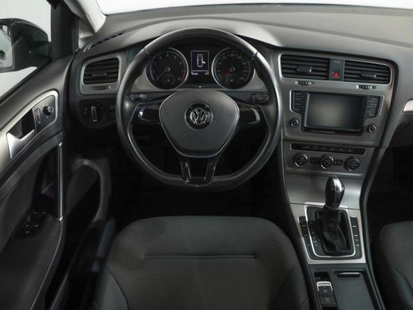Volkswagen Golf VII с пробегом 2015 года, цена 1 349 000 рублей, 100688 км, хэтчбек, Автокод Объявления