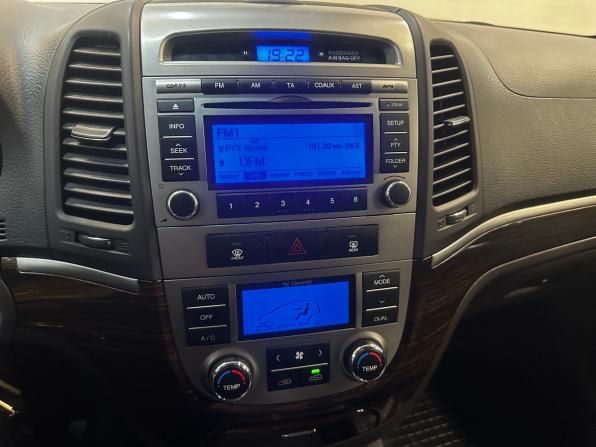 Hyundai Santa Fe II Рестайлинг с пробегом 2012 года, цена 1 160 000 рублей, 265804 км, внедорожник, Автокод Объявления