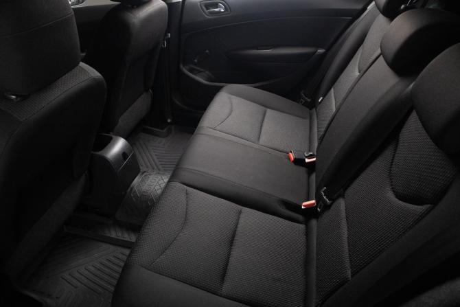 Peugeot 408 I с пробегом 2012 года, цена 719 000 рублей, 235091 км, седан, Автокод Объявления