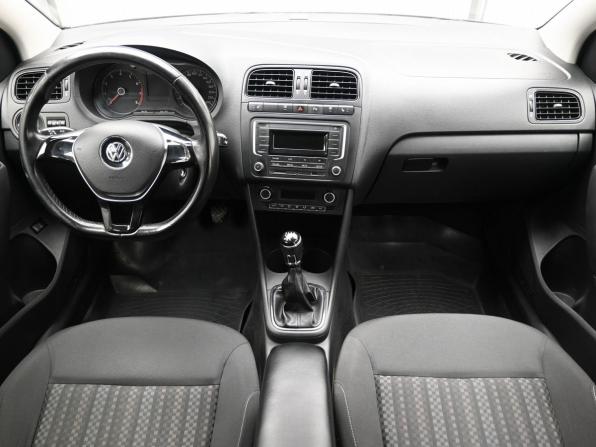 Volkswagen Polo V Рестайлинг с пробегом 2016 года, цена 1 259 900 рублей, 109934 км, седан, Автокод Объявления