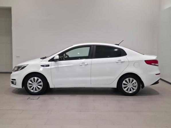 Kia Rio III Рестайлинг с пробегом 2017 года, цена 959 000 рублей, 134626 км, седан, Автокод Объявления
