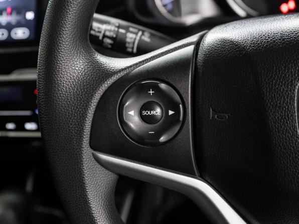 Honda Fit III с пробегом 2013 года, цена 999 000 рублей, 150500 км, хэтчбек, Автокод Объявления