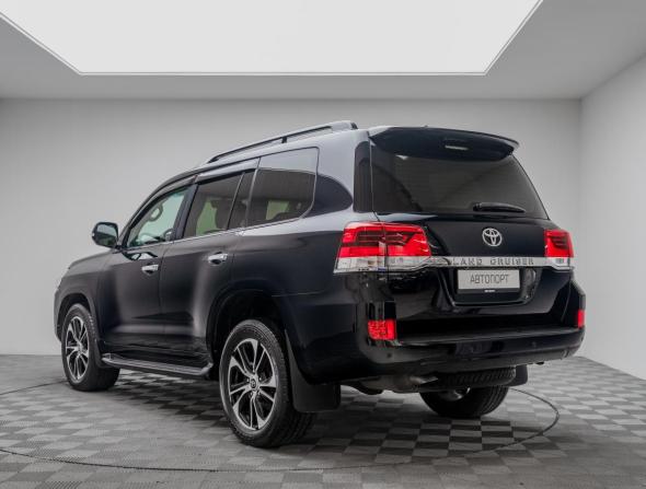 Toyota Land Cruiser 200 Series Рестайлинг 2 с пробегом 2020 года, цена 6 990 000 рублей, 128869 км, внедорожник, Автокод Объявления