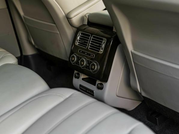 Land Rover Range Rover IV с пробегом 2014 года, цена 2 850 000 рублей, 194528 км, внедорожник, Автокод Объявления