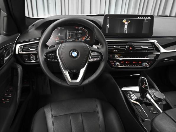 BMW 5 серии VII (G30/G31/G38) Рестайлинг с пробегом 2021 года, цена 3 348 070 рублей, 78721 км, седан, Автокод Объявления