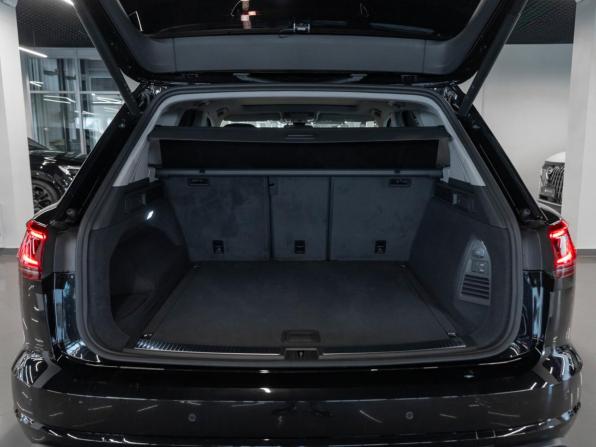 Volkswagen Touareg III Рестайлинг с пробегом 2025 года, цена 10 700 000 рублей, 1137 км, внедорожник, Автокод Объявления
