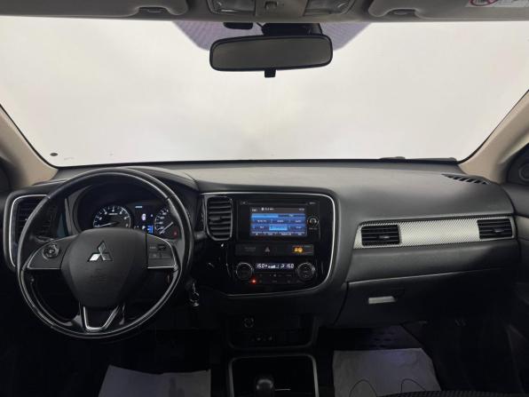 Mitsubishi Outlander III Рестайлинг 2 с пробегом 2017 года, цена 1 759 000 рублей, 171169 км, внедорожник, Автокод Объявления