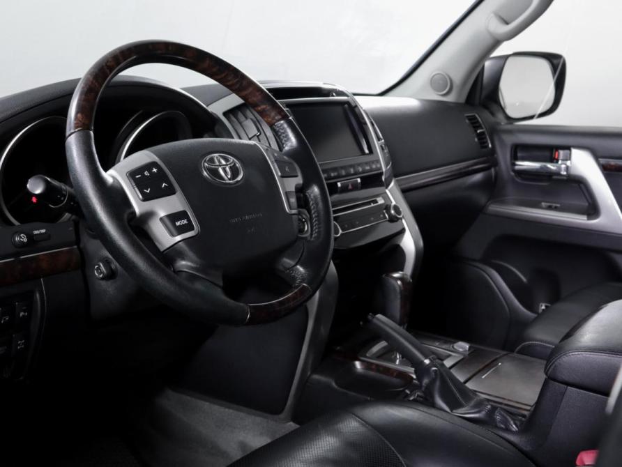Toyota Land Cruiser 200 Series Рестайлинг 1 Москва  - изображение 15