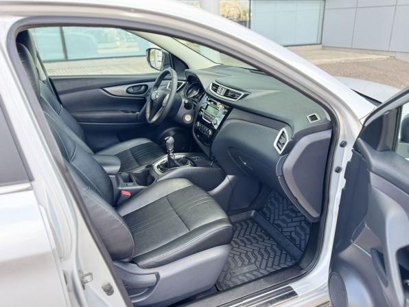 Nissan Qashqai II с пробегом 2017 года, цена 1 800 000 рублей, 86922 км, внедорожник, Автокод Объявления