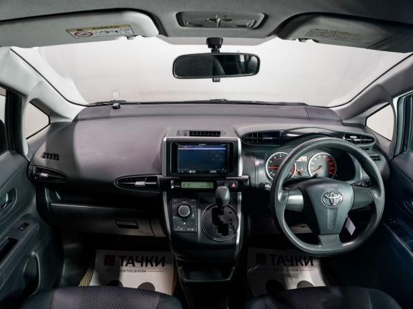 Toyota Wish II Рестайлинг с пробегом 2015 года, цена 1 435 000 рублей, 198321 км, минивэн, Автокод Объявления