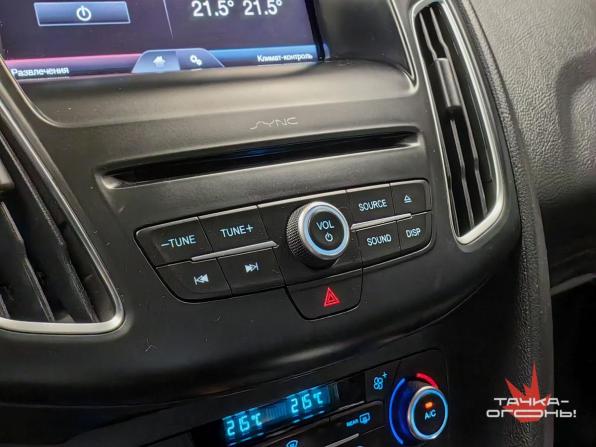 Ford Focus III Рестайлинг с пробегом 2016 года, цена 948 000 рублей, 120000 км, хэтчбек, Автокод Объявления
