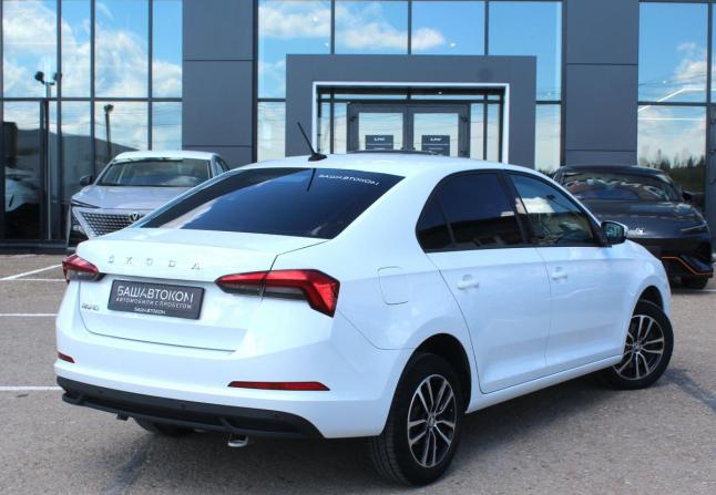Skoda Rapid II с пробегом 2021 года, цена 1 750 000 рублей, 61157 км, лифтбек, Автокод Объявления