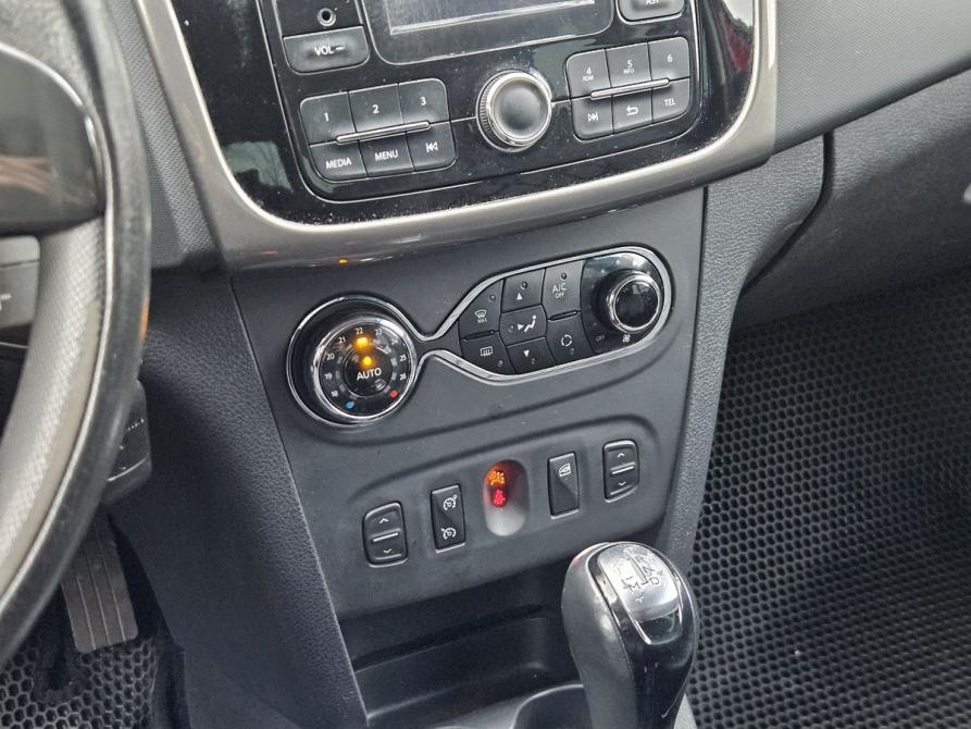 Renault Sandero II Санкт-Петербург  - изображение 16