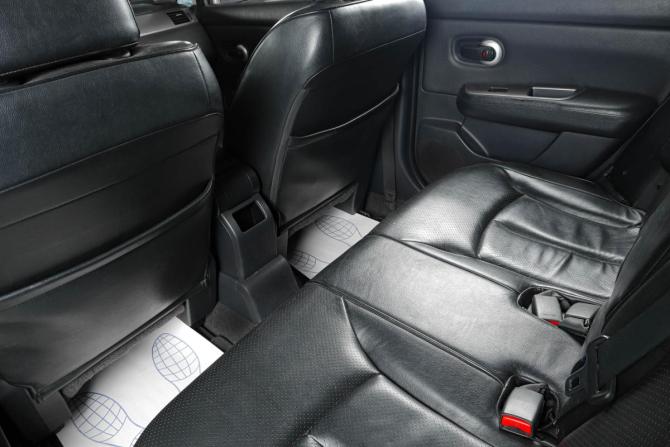 Nissan Tiida I с пробегом 2007 года, цена 719 000 рублей, 236531 км, хэтчбек, Автокод Объявления