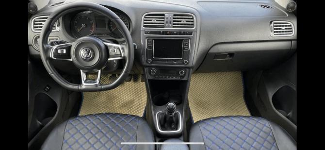 Volkswagen Polo V Рестайлинг с пробегом 2019 года, цена 985 000 рублей, 180925 км, седан, Автокод Объявления