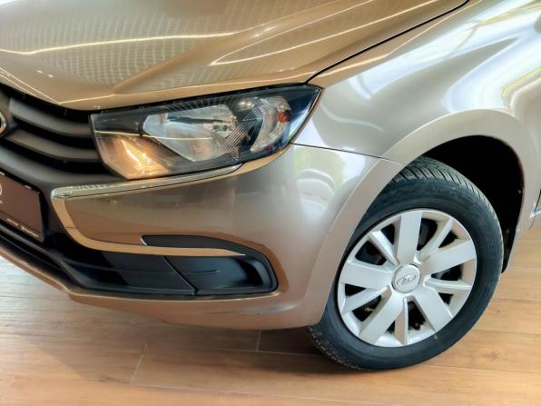 Lada (ВАЗ) Granta I Рестайлинг с пробегом 2022 года, цена 733 200 рублей, 27132 км, седан, Автокод Объявления