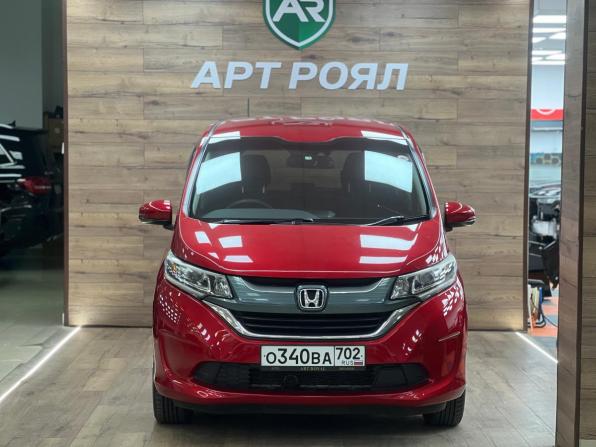 Honda Freed II с пробегом 2019 года, цена 1 670 000 рублей, 123967 км, компактвэн, Автокод Объявления