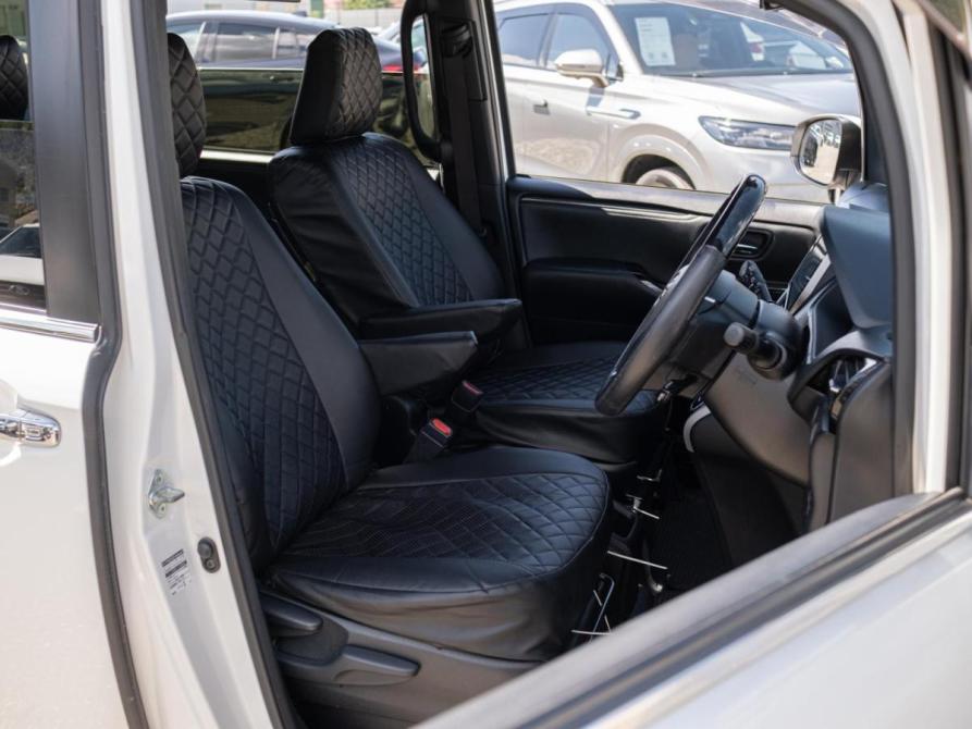 Toyota Esquire I Рестайлинг Сочи  - изображение 11