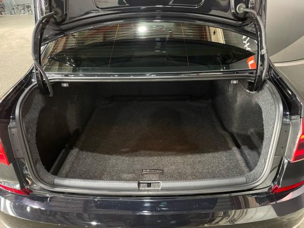 Volkswagen Passat (North America and China) I Рестайлинг с пробегом 2016 года, цена 1 750 000 рублей, 96517 км, седан, Автокод Объявления