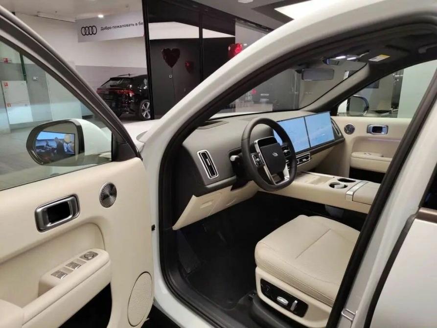 Li Auto (Lixiang) L9 I Рестайлинг Москва  - изображение 17