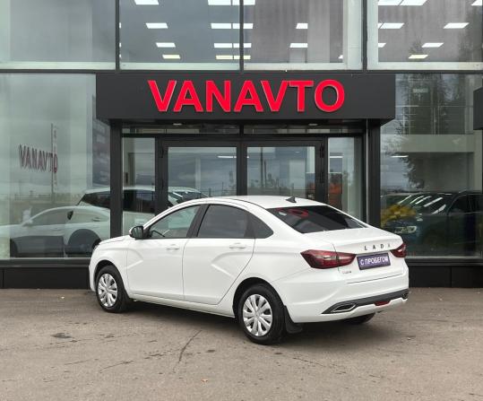 Lada (ВАЗ) Vesta I Рестайлинг (NG) с пробегом 2023 года, цена 1 270 000 рублей, 40063 км, седан, Автокод Объявления