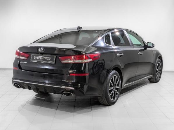 Kia Optima IV Рестайлинг с пробегом 2018 года, цена 1 900 000 рублей, 102365 км, седан, Автокод Объявления