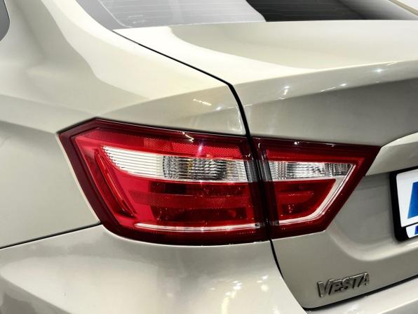 Lada (ВАЗ) Vesta I с пробегом 2018 года, цена 699 000 рублей, 121954 км, седан, Автокод Объявления
