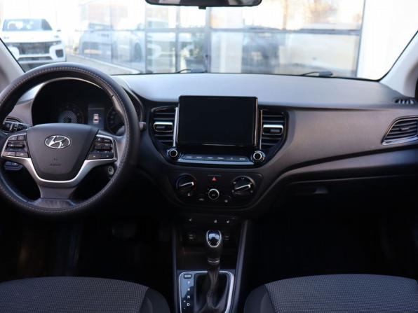 Hyundai Solaris II Рестайлинг с пробегом 2021 года, цена 1 585 000 рублей, 81512 км, седан, Автокод Объявления