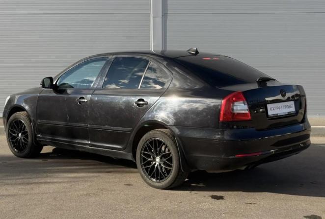Skoda Octavia II (A5) Рестайлинг с пробегом 2011 года, цена 710 000 рублей, 205299 км, лифтбек, Автокод Объявления