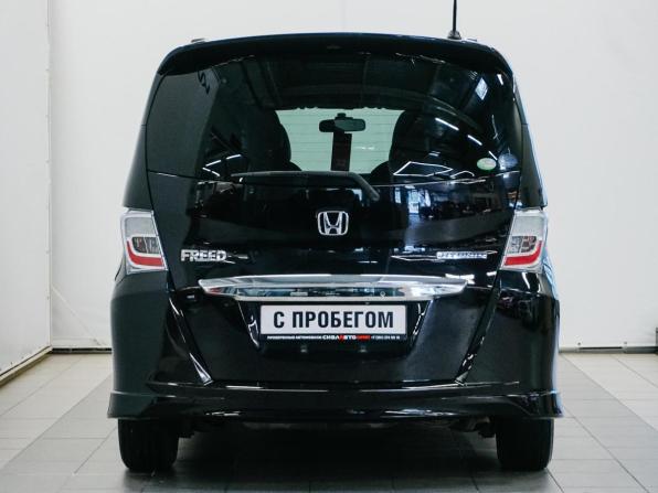 Honda Freed I Рестайлинг с пробегом 2011 года, цена 956 000 рублей, 147893 км, компактвэн, Автокод Объявления