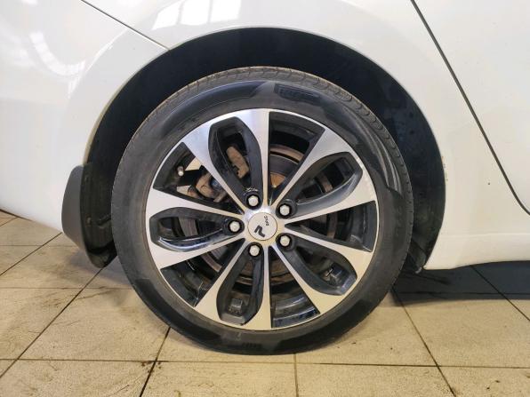 Kia Ceed II с пробегом 2015 года, цена 1 249 000 рублей, 170319 км, универсал, Автокод Объявления