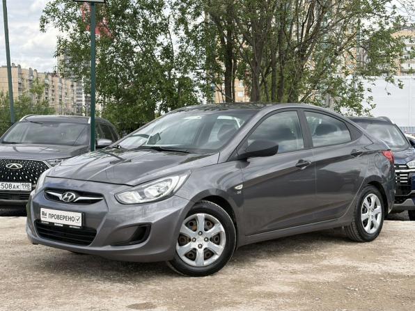 Hyundai Solaris I с пробегом 2013 года, цена 649 000 рублей, 207000 км, седан, Автокод Объявления