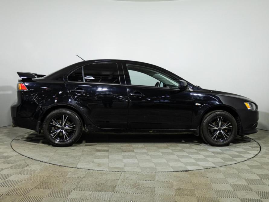 Mitsubishi Lancer X Рестайлинг Санкт-Петербург  - изображение 4
