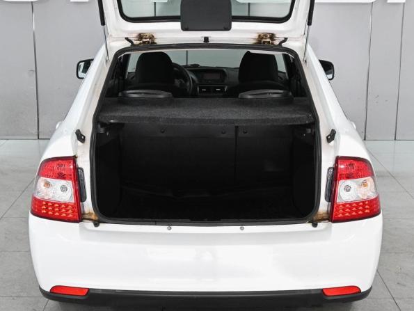 Lada (ВАЗ) Priora I Рестайлинг с пробегом 2015 года, цена 850 000 рублей, 92246 км, хэтчбек, Автокод Объявления