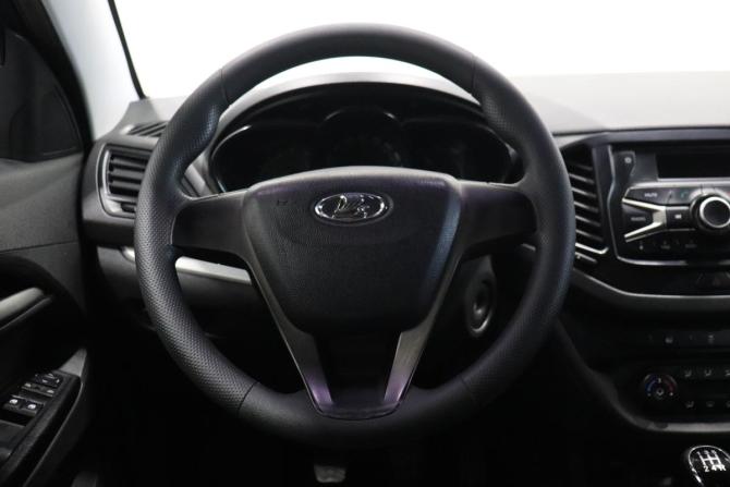 Lada (ВАЗ) Vesta I с пробегом 2017 года, цена 754 000 рублей, 108701 км, седан, Автокод Объявления