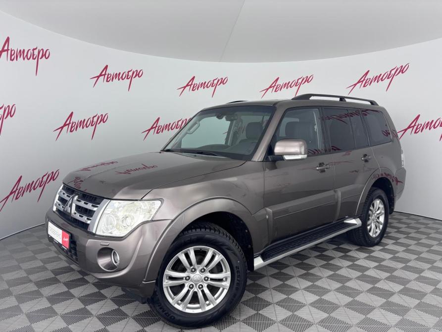 Mitsubishi Pajero IV Рестайлинг 1 Псков  - изображение 1