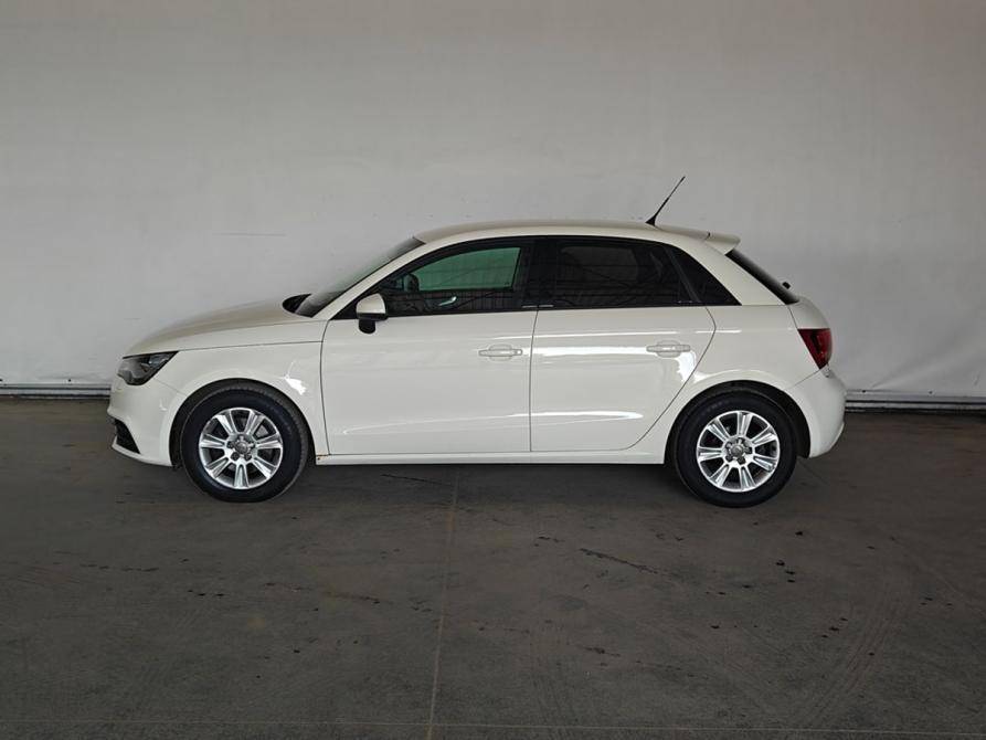 Audi A1 I (8X) Москва  - изображение 7