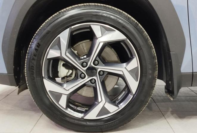 Geely Atlas II с пробегом 2024 года, цена 3 054 000 рублей, 31783 км, внедорожник, Автокод Объявления