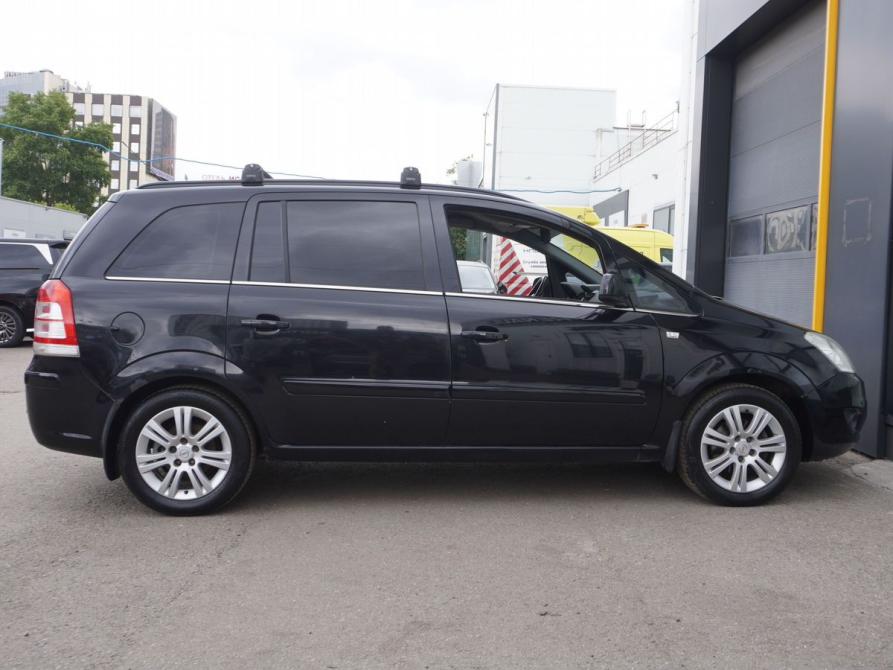 Opel Zafira B Рестайлинг Москва  - изображение 4