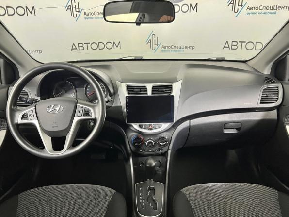 Hyundai Solaris I с пробегом 2014 года, цена 717 000 рублей, 194715 км, седан, Автокод Объявления