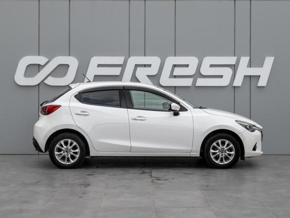 Mazda Demio IV (DJ) с пробегом 2015 года, цена 1 050 000 рублей, 205004 км, хэтчбек, Автокод Объявления