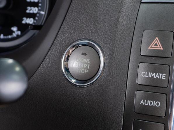 Lexus ES V Рестайлинг с пробегом 2011 года, цена 1 420 000 рублей, 229036 км, седан, Автокод Объявления