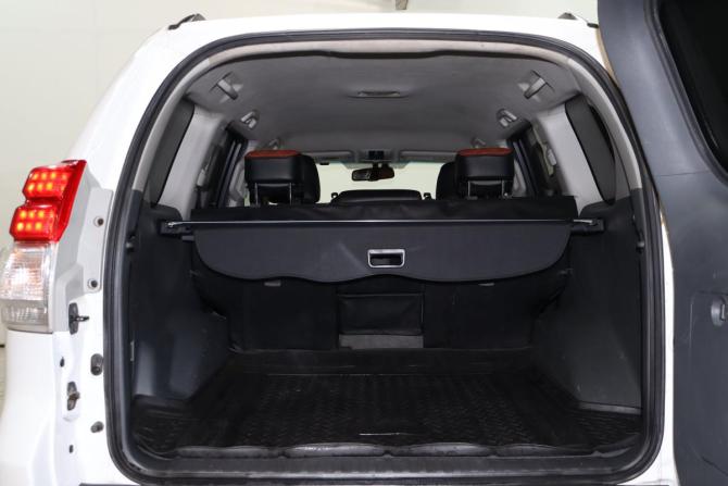 Toyota Land Cruiser Prado 150 Series с пробегом 2010 года, цена 2 599 000 рублей, 266424 км, внедорожник, Автокод Объявления