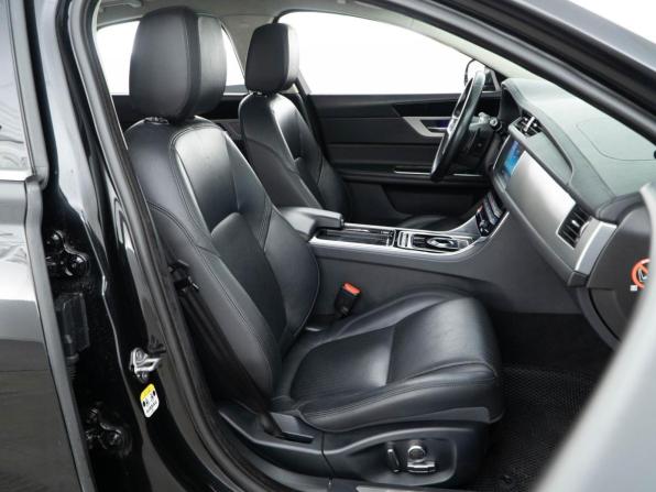 Jaguar XF II с пробегом 2019 года, цена 2 567 077 рублей, 95000 км, седан, Автокод Объявления
