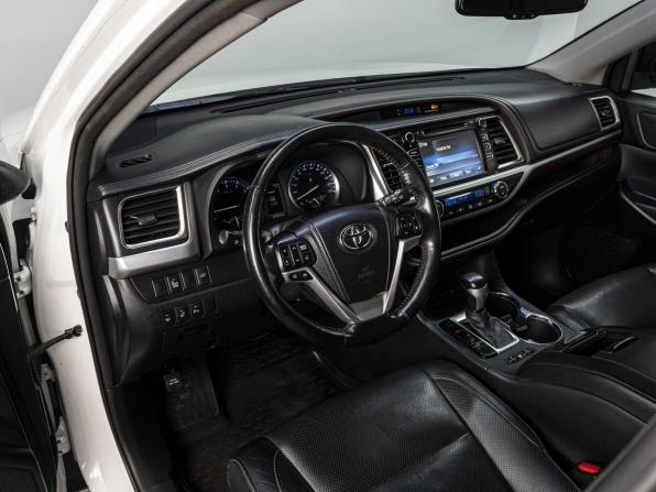 Toyota Highlander III (XU50) с пробегом 2014 года, цена 2 835 000 рублей, 233920 км, внедорожник, Автокод Объявления
