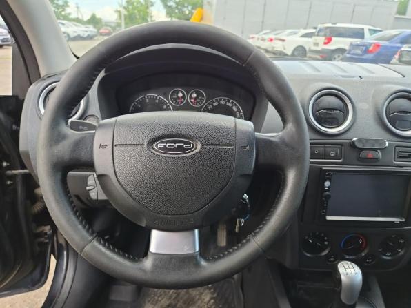 Ford Fusion I Рестайлинг с пробегом 2007 года, цена 480 000 рублей, 136182 км, хэтчбек, Автокод Объявления