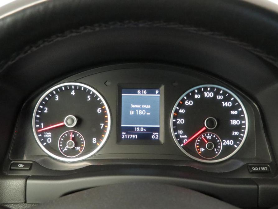 Volkswagen Tiguan I Рестайлинг Санкт-Петербург  - изображение 8